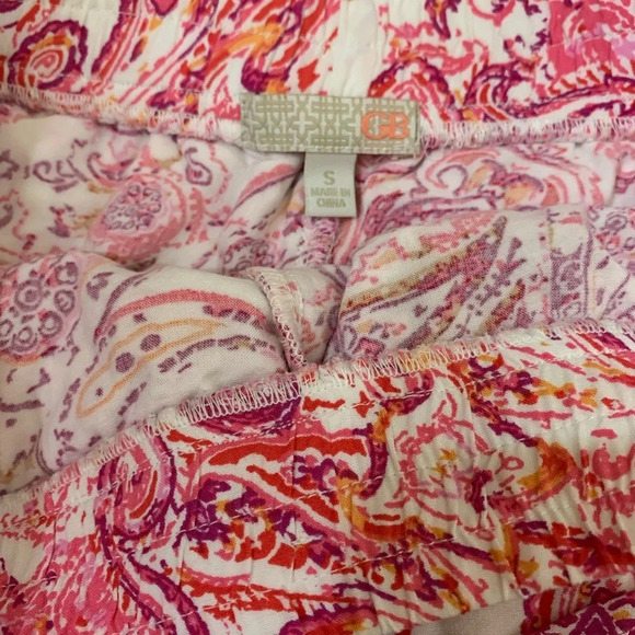 Gianni Bini Ruffled Shorts - Picture 3 of 4